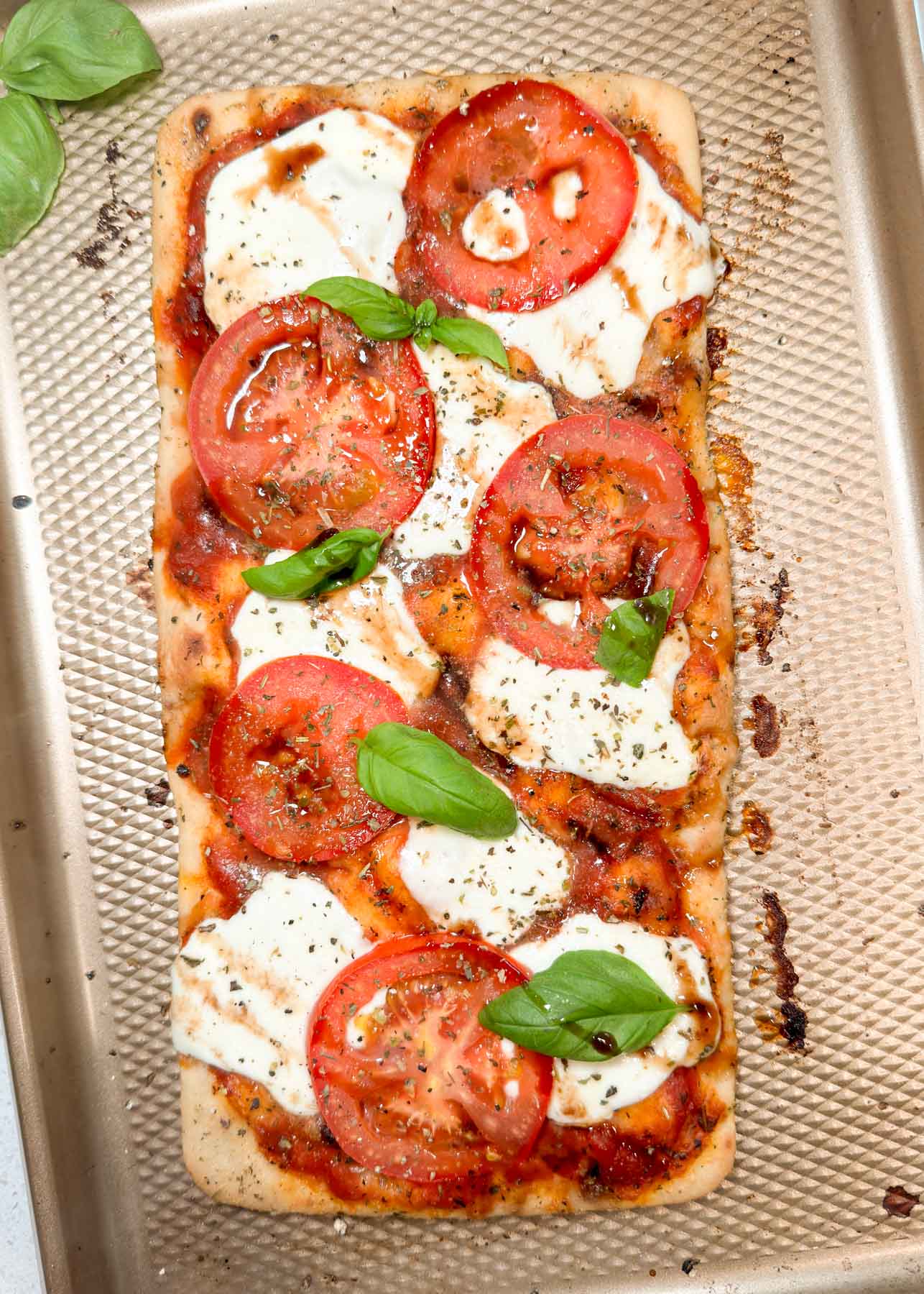 Margherita Flatbread Pizza