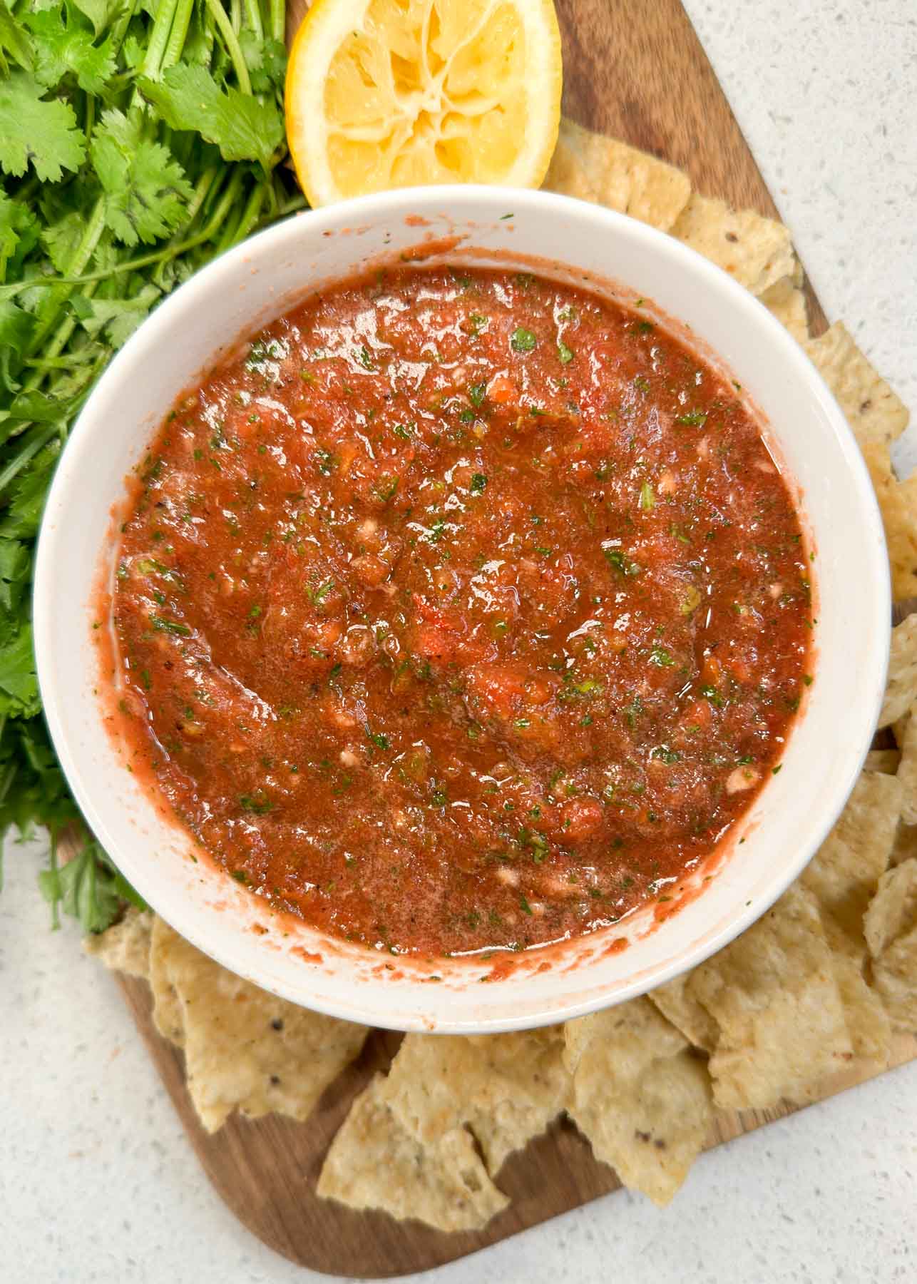 Homemade Salsa Recipe (Restaurant-Style)