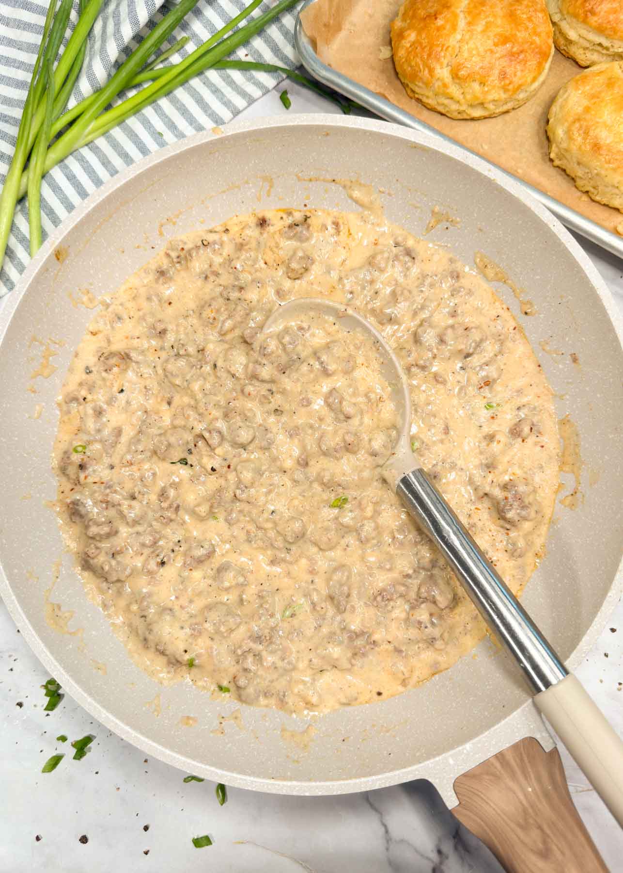 Homemade Sausage Gravy Recipe