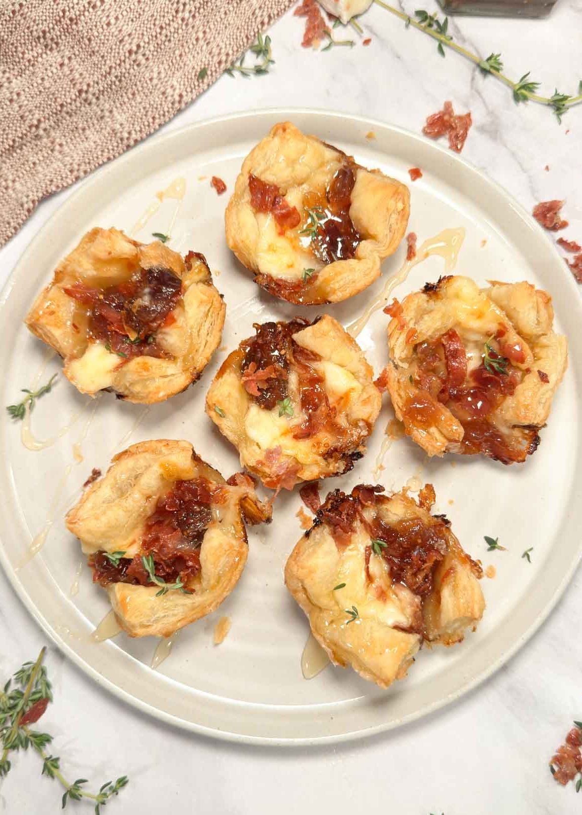 Baked Brie Bites Recipe (Prosciutto & Fig Jam)