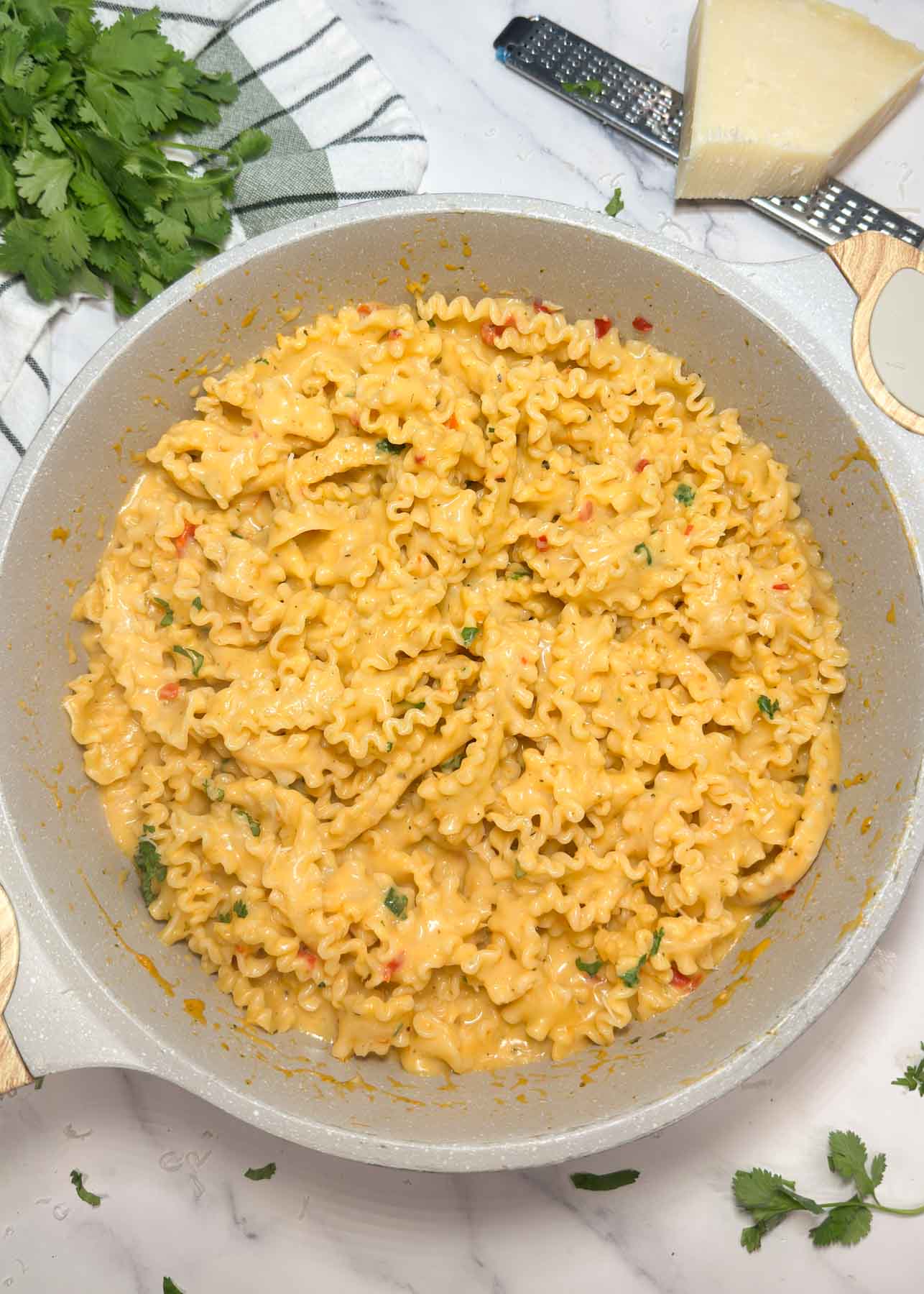 One Pot Spicy Alfredo Pasta Recipe